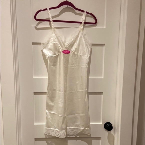 rentex Other - Vintage Elegant White Lace Slip Dress NWT​​​